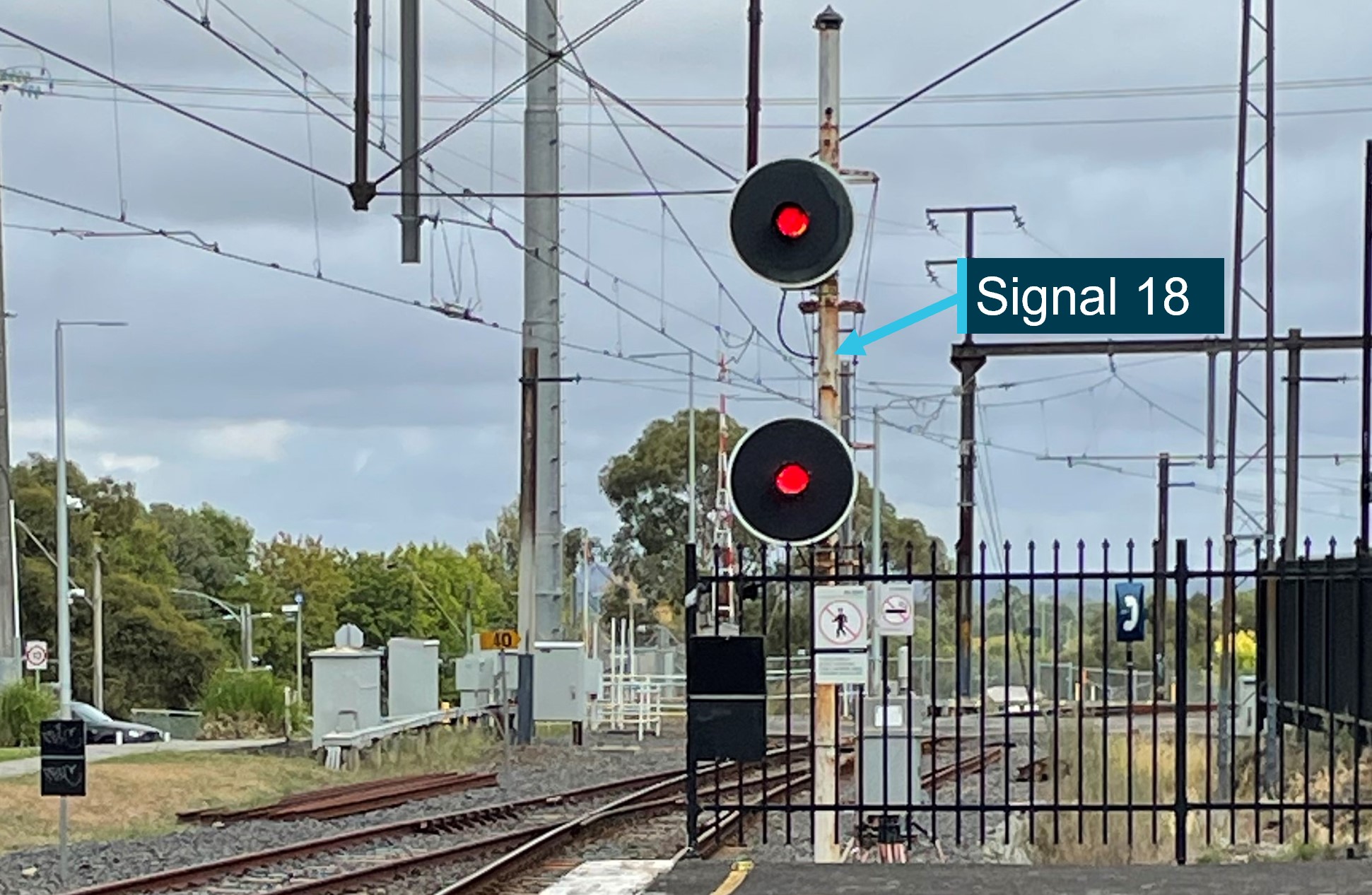 Figure&nbsp;5: Departure home signal 18 at Upper Ferntree Gully station at stop
