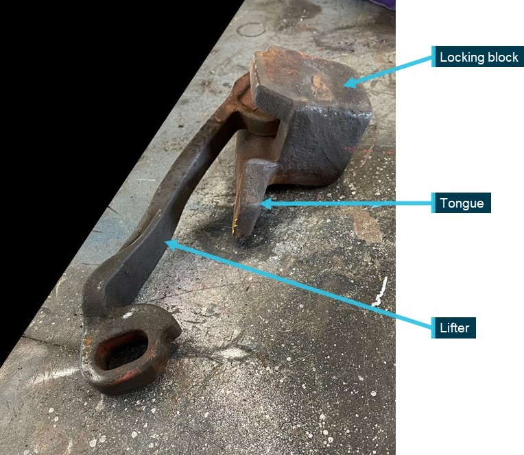 Figure&nbsp;10: Locking block and lifter