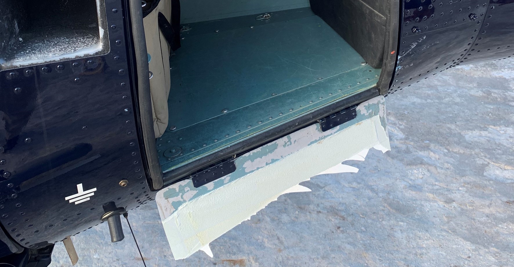 Figure&nbsp;1: Damage to cargo door