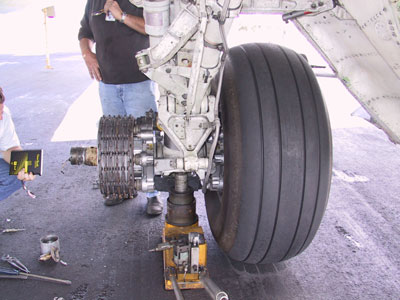 aair200204836_001.jpg