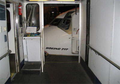 aair200402287_001.jpg