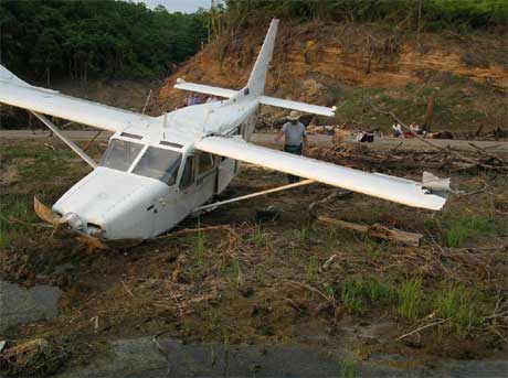aair200501287_002.jpg