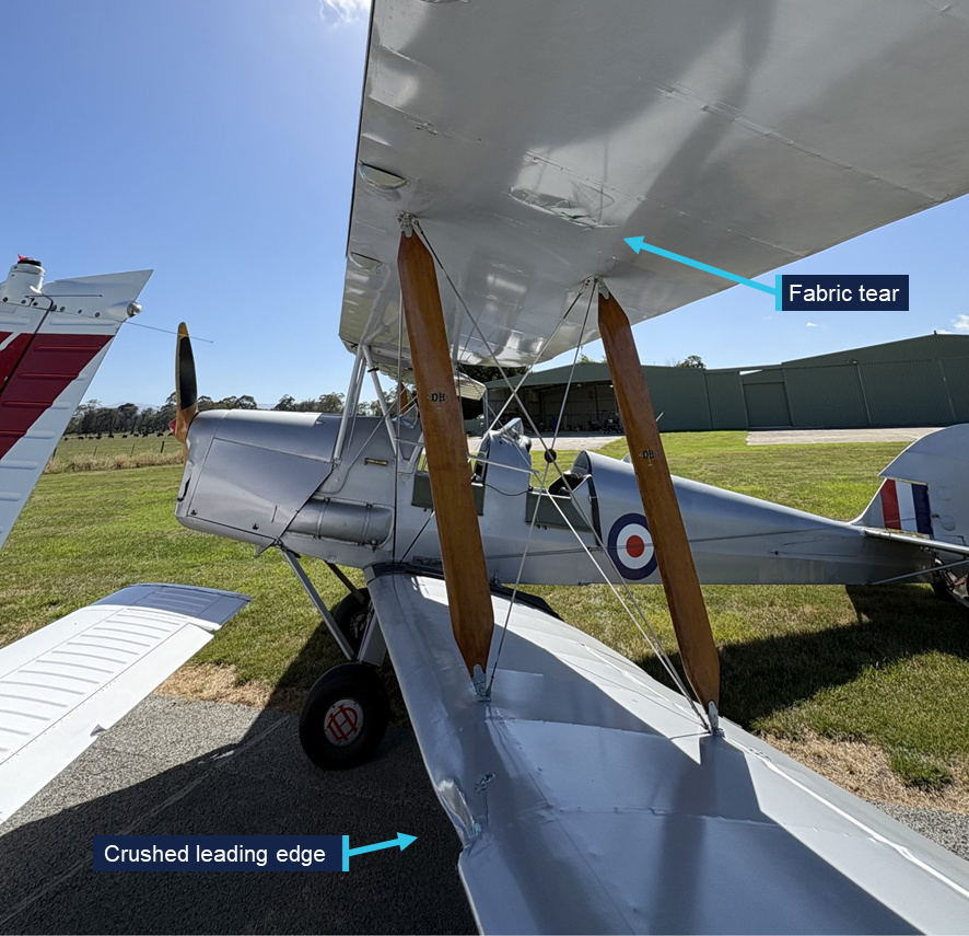 de Havilland DH82A damage