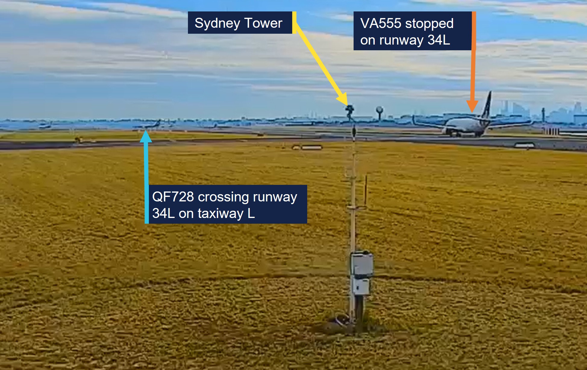 Photographic image showing VA555 and QF728 at about 1004:56