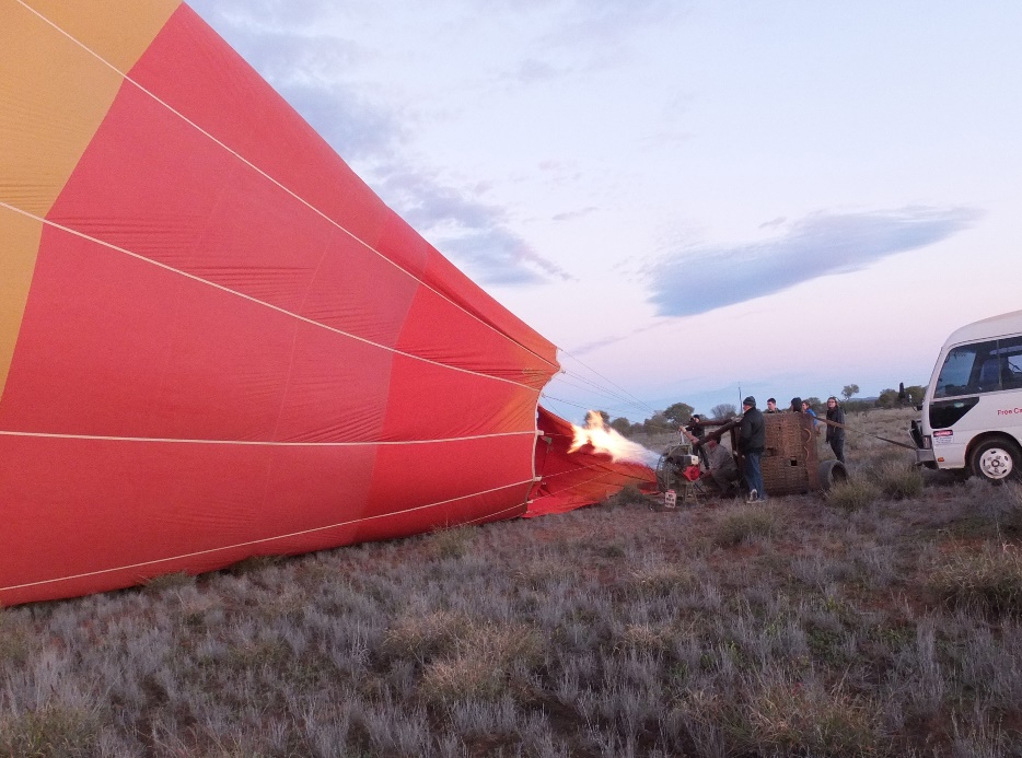 Figure 4: Balloon inflation was assisted by the application of burner heat once the assisting passengers had moved clear of the balloon mouth