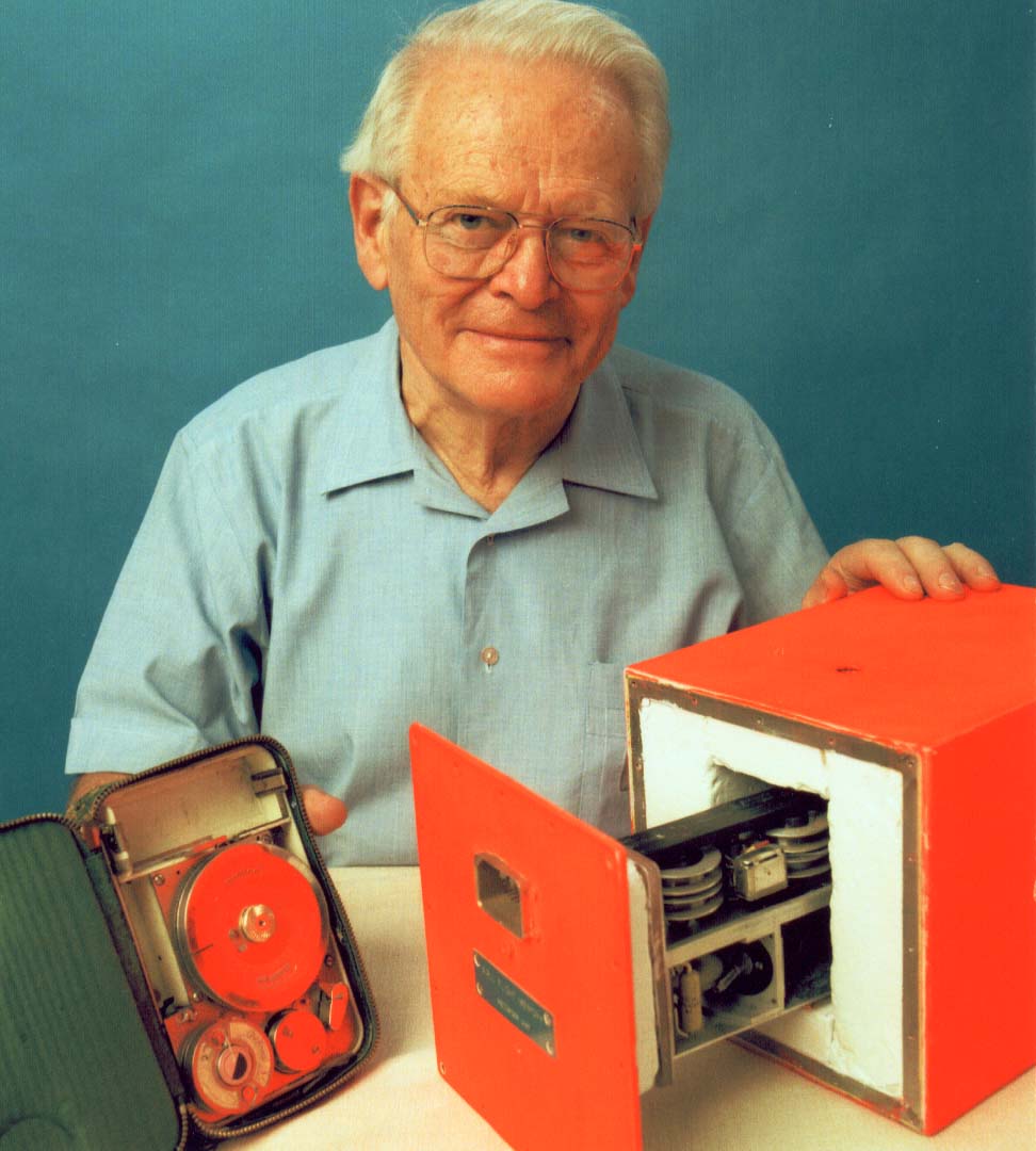 Inventor of the “black box” flight recorder, Dr David Warren AO