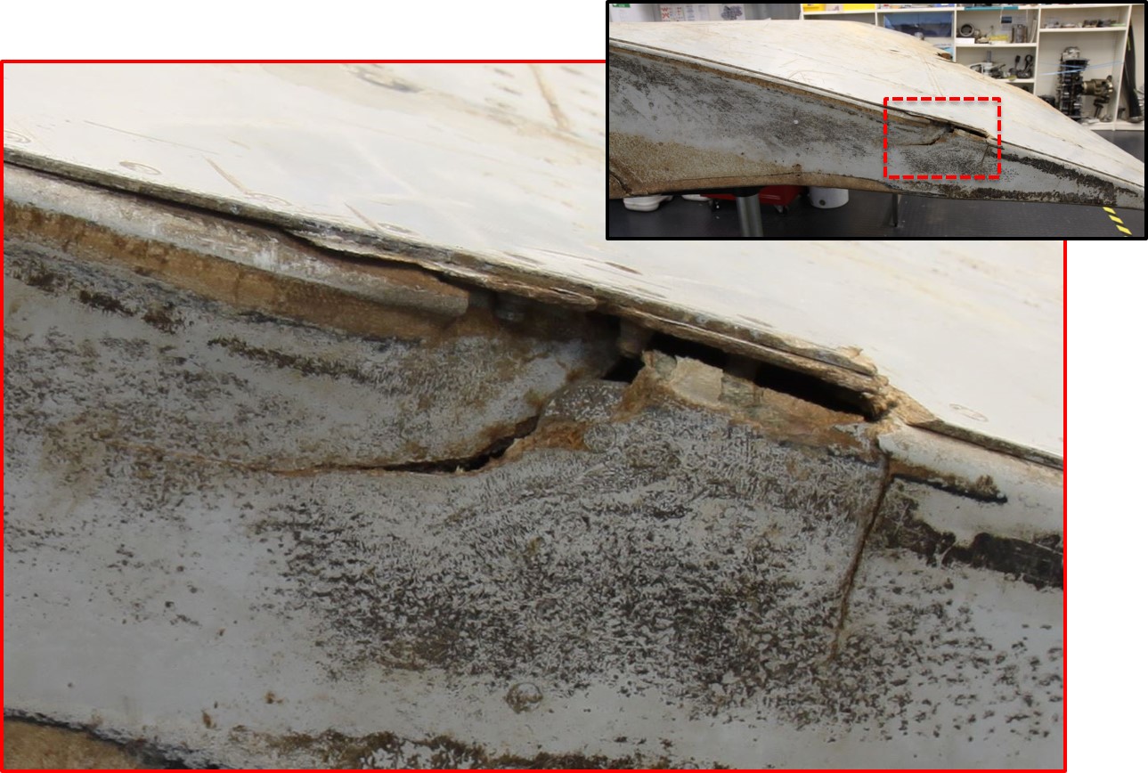 Figure 20: Outboard flap, fractured seal pan (aft)