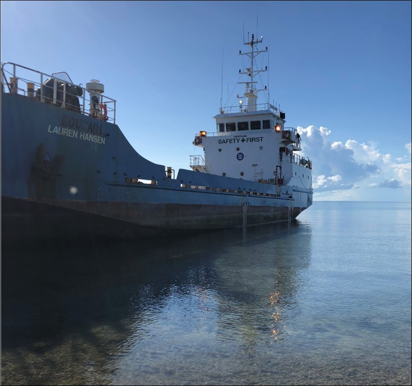 Figure 2: Lauren Hansen aground off Cape Keith. Source: Shorebarge