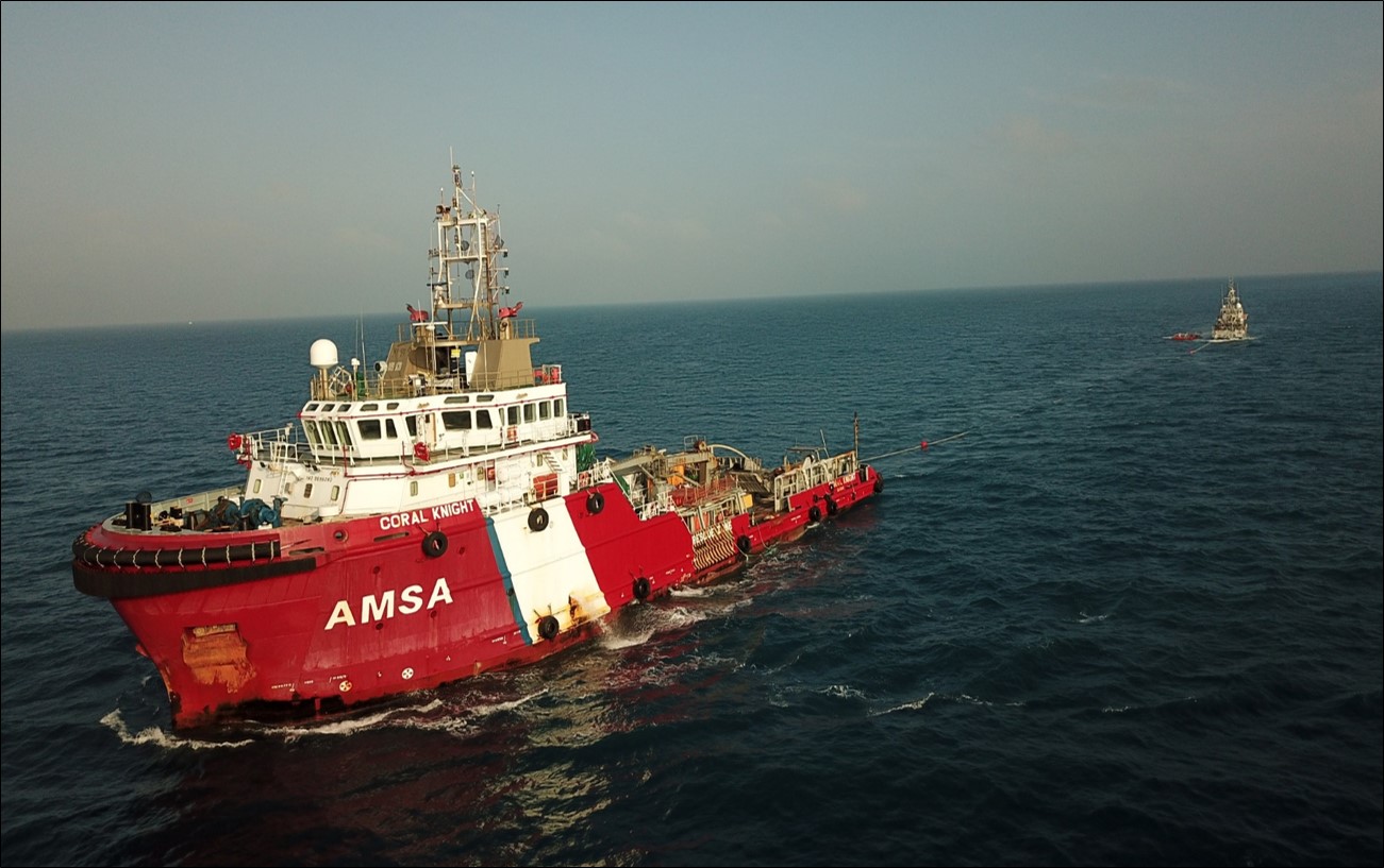 Figure 8: ABFC Roebuck Bay under tow by Coral Knight. Source: Master, Coral Knight