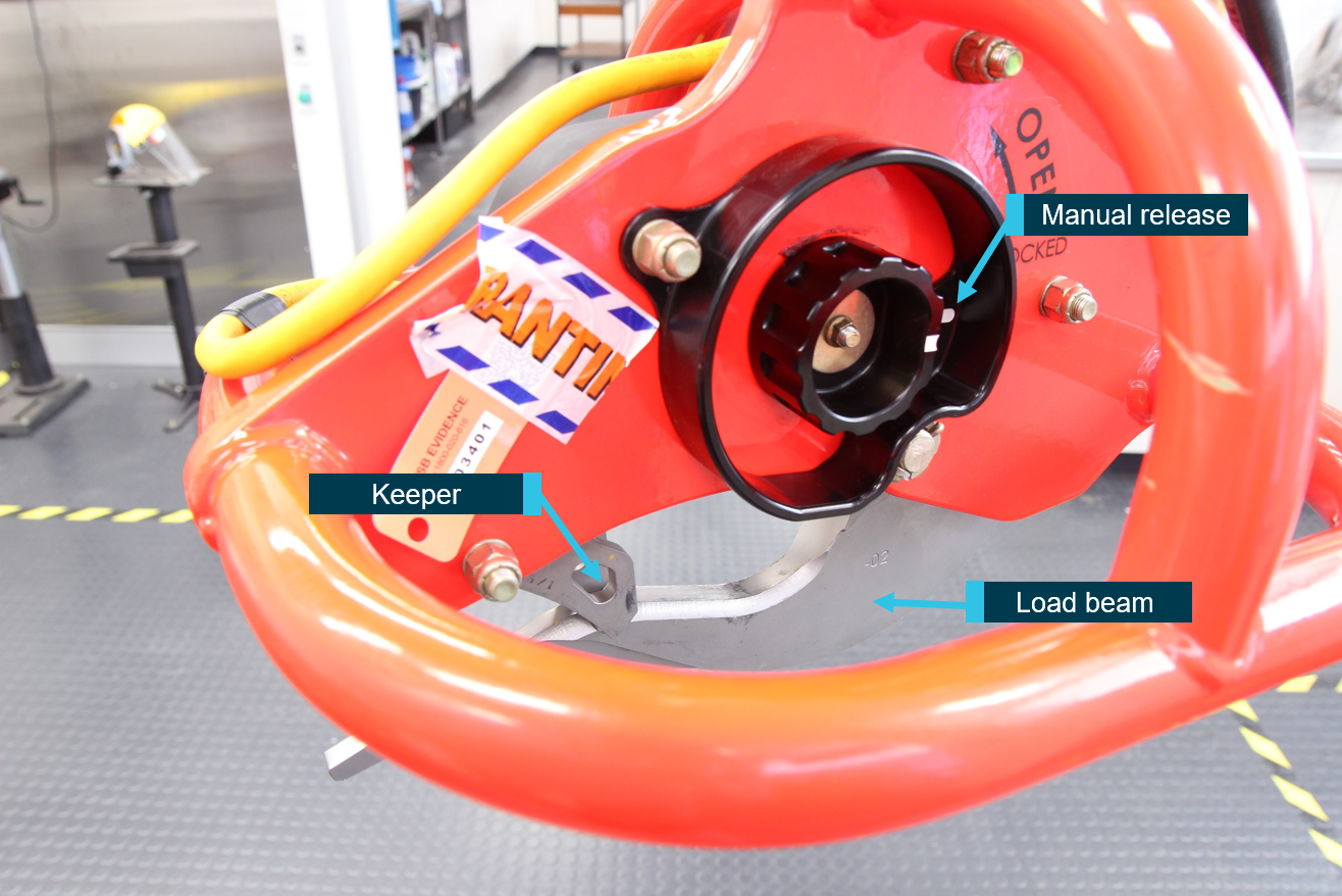 Figure 2: Cargo hook.Source: ATSB