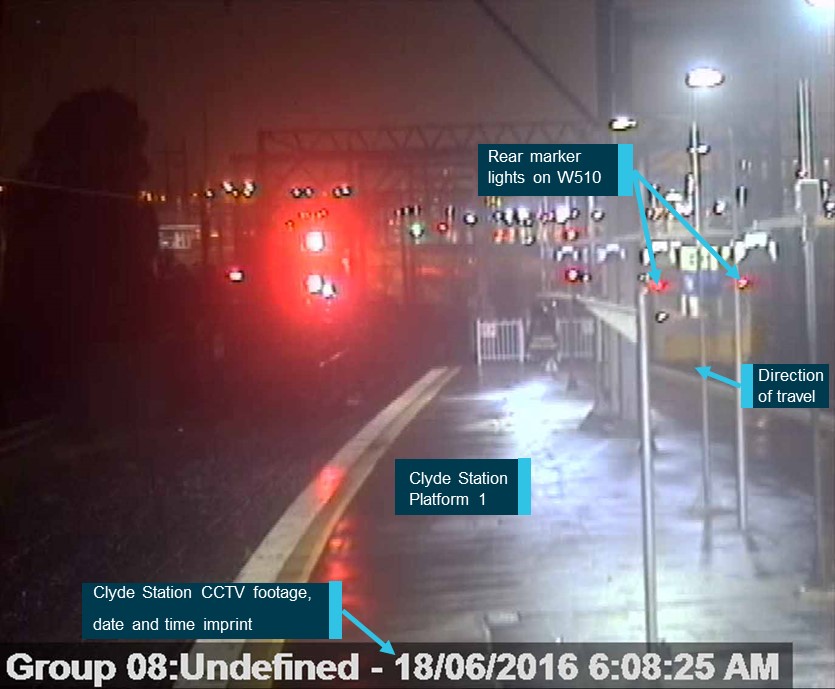 Figure 13: CCTV footage depicting environmental conditions as W510 passed through Clyde station moments before the accident.<br />
Source: Sydney Trains, annotated by ATSB