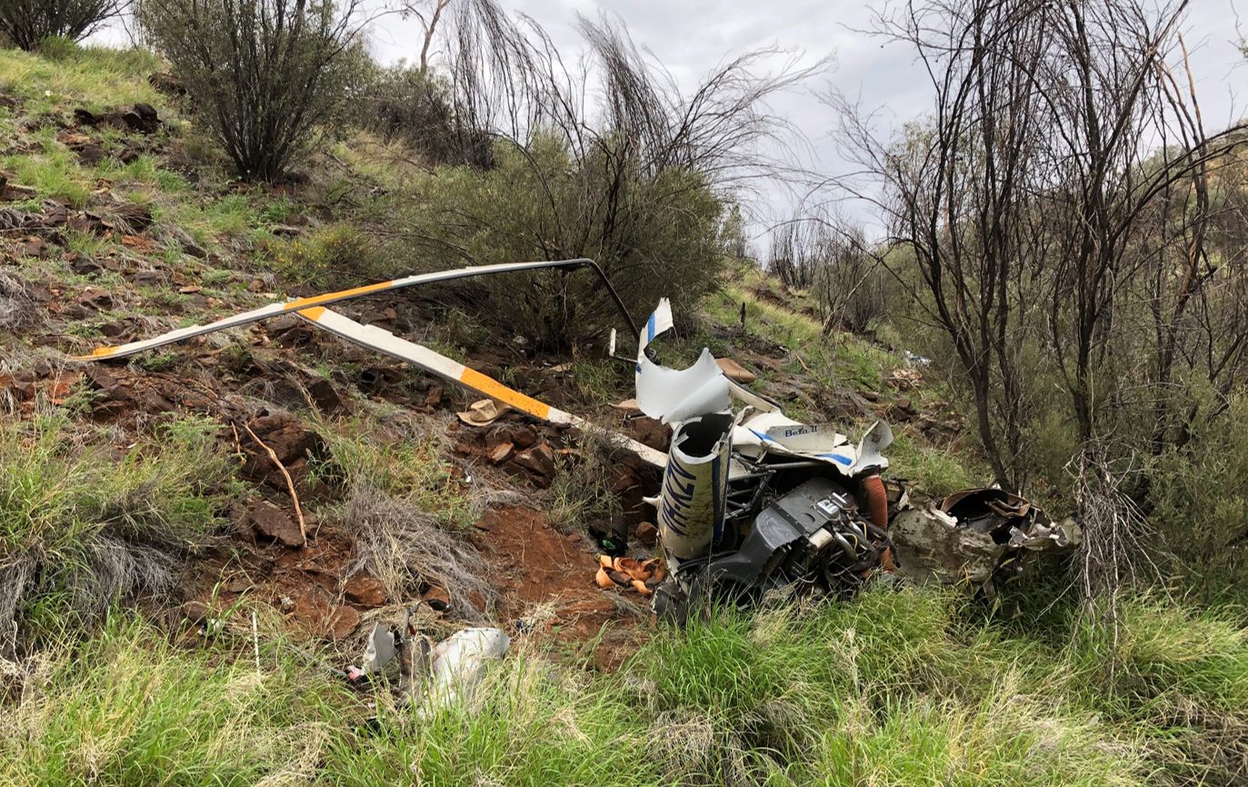 Figure 1: Accident site main wreckage.<br />
Source: ATSB