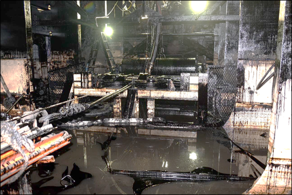 Figure 19: Bottom of C-Loop space, looking aft