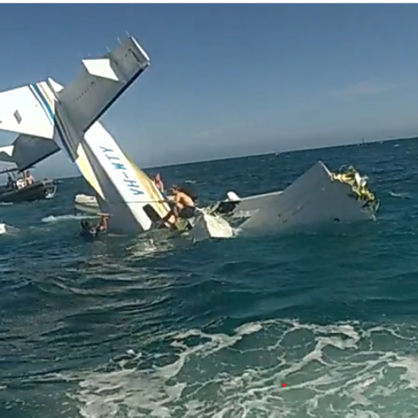 The aircraft a short time after the accident