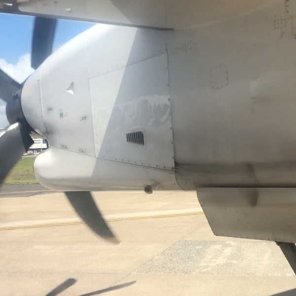 ao2018049_dash8-engine.png