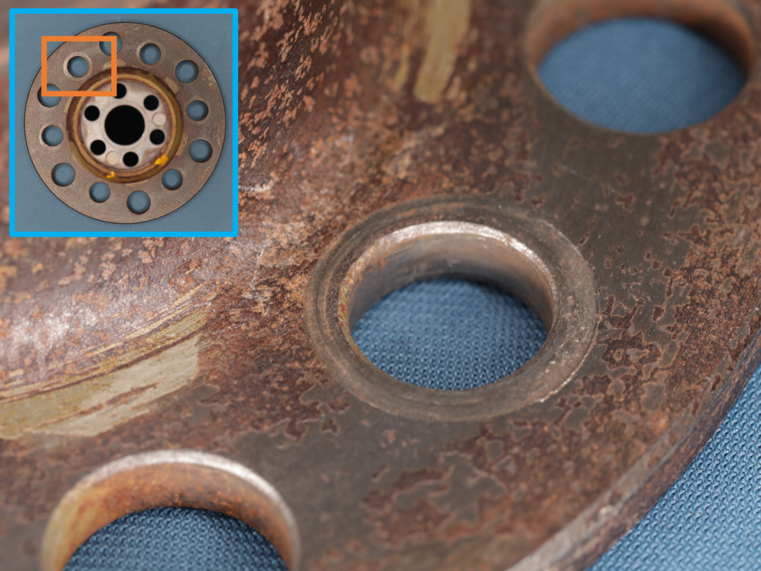 Wear from drive bush on propeller flange