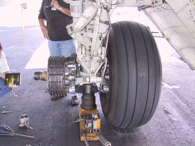 aair200204836_001.jpg